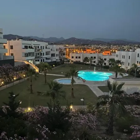 Planta Baja En En Complejo Residencial Almijara Homes A 300 Metros De La Playa Apartament