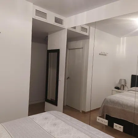 Planta Baja En En Complejo Residencial Almijara Homes A 300 Metros De La Playa דירה *